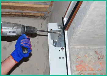 Eagle Garage Door Irvine, CA 949-247-2329 - door-install-cont-template-18-Gr-15m